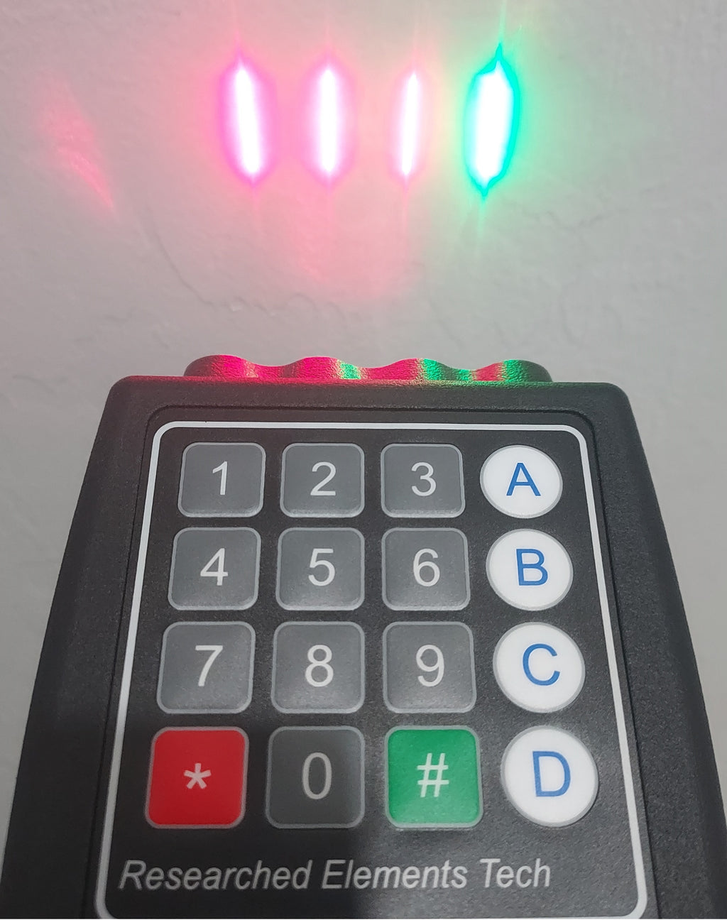DCL-4RG (3Red 1 Green)